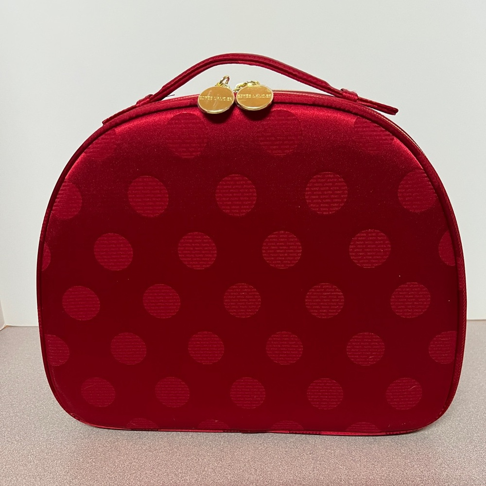 Estée Lauder Holiday Collection Train Case only.